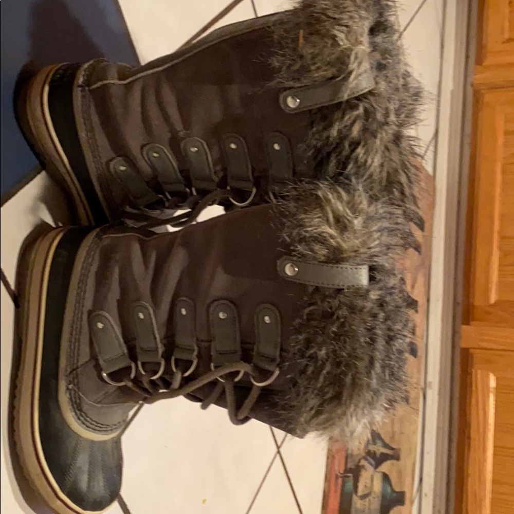 Joan of Ark Sorel boots